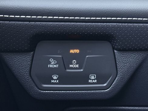 New 2026 Volkswagen Atlas SE image 17