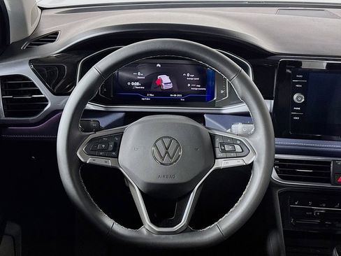 New 2025 Volkswagen Taos SEL image 13