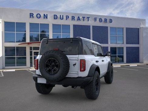 New 2025 Ford Bronco Badlands image 9