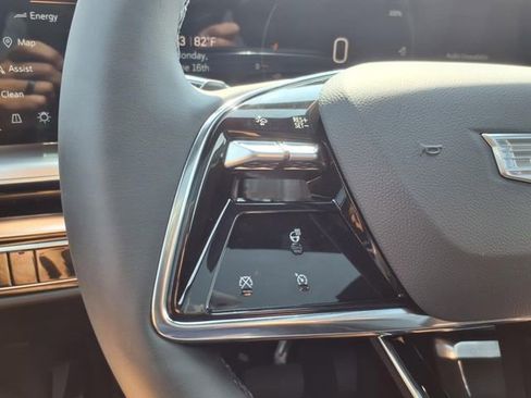 New 2025 Cadillac Lyriq Sport image 35