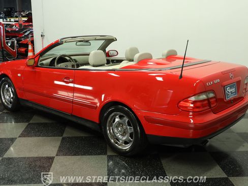 Used 1999 Mercedes-Benz CLK 320 Cabriolet image 7