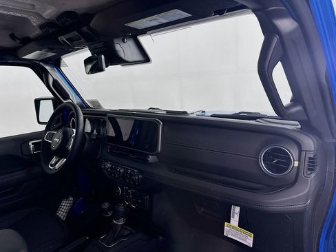 New 2025 Jeep Wrangler Sahara image 37