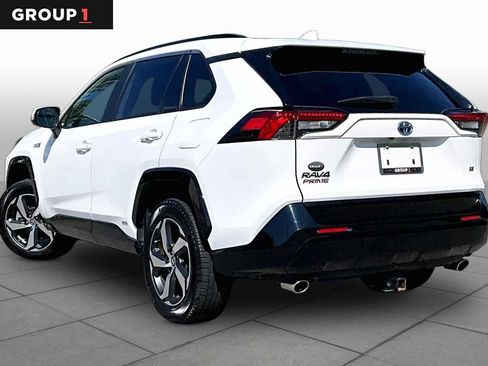 Used 2021 Toyota RAV4 SE AWD/4WD image 12