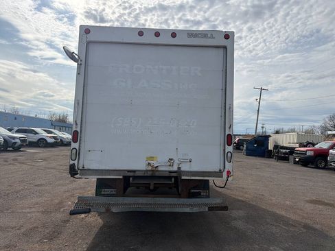 Used 2015 Chevrolet Express 3500 Extended image 5