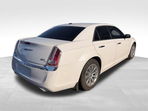 Used 2013 Chrysler 300 C w/ Light Group RWD image 6