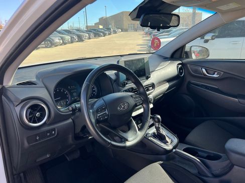 Used 2022 Hyundai Kona SEL w/ Convenience Package image 21