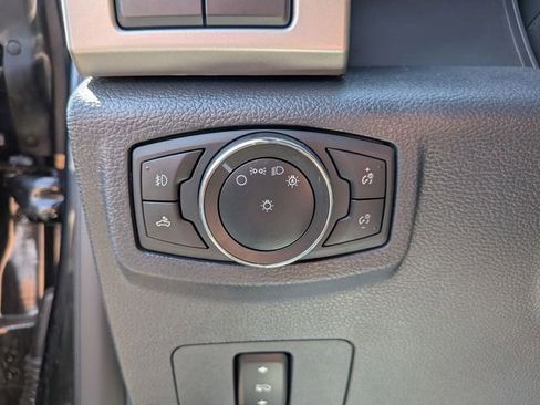 Used 2022 Ford F350 Lariat AWD/4WD image 17