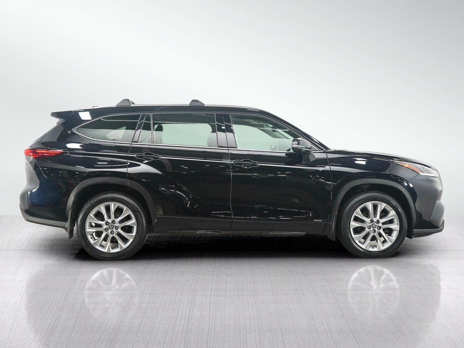 Used 2023 Toyota Highlander Limited AWD/4WD image 7