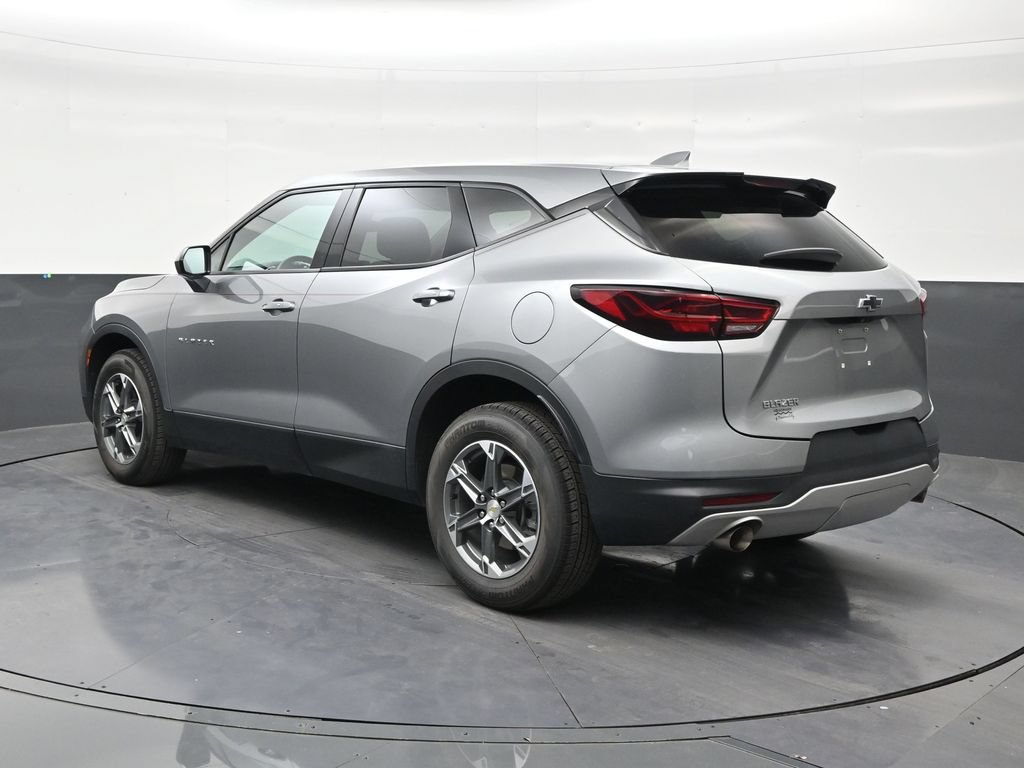 Used 2023 Chevrolet Blazer LT w/ LPO, Floor Liner Package FWD image 3