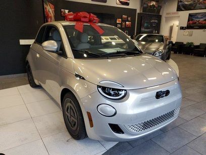 New 2025 FIAT 500 e