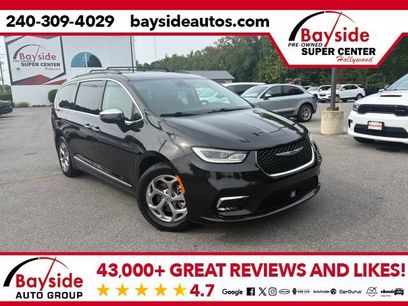 Used 2023 Chrysler Pacifica Limited