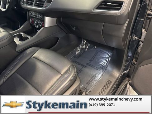 Used 2024 Chevrolet Suburban LS image 22