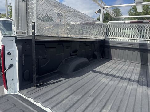Used 2025 Chevrolet Silverado 2500 W/T w/ WT/CX Safety Package AWD/4WD image 10