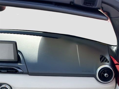 Used 2021 MAZDA MX-5 Miata RF Grand Touring w/ Appearance Package image 24