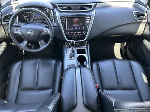 Used 2024 Nissan Murano SV w/ SV Midnight Edition Package image 11