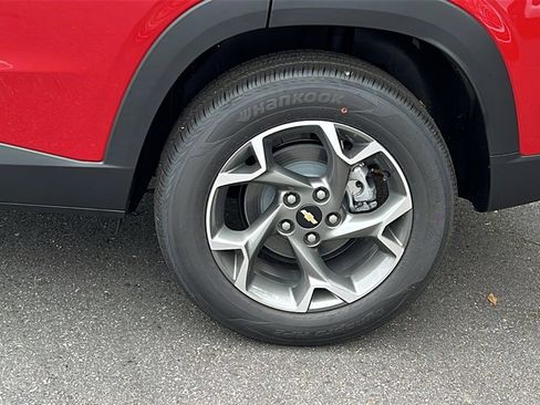 New 2026 Chevrolet Trax LT w/ LT Convenience Package image 9