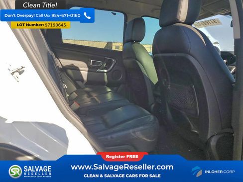 Used 2017 Land Rover Discovery Sport HSE image 15