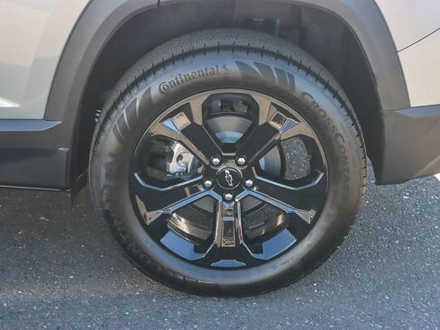 New 2026 Chevrolet Equinox LT w/ Convenience Package II image 10