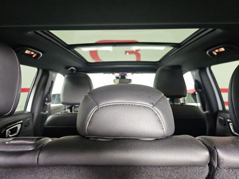 Certified 2024 Jeep Compass Limited w/ High Altitude Package image 30