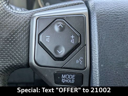 Used 2020 Toyota Tacoma SR5 RWD image 26