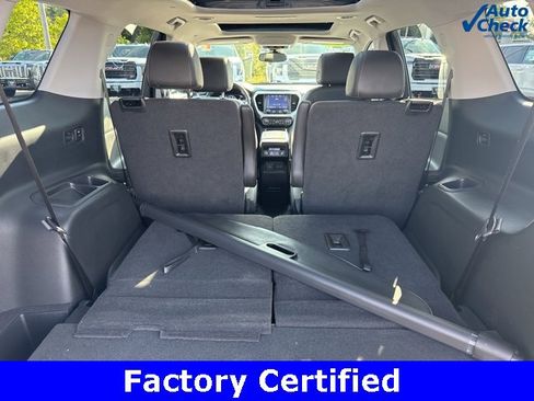 Certified 2023 GMC Acadia SLT w/ Elevation Edition image 12