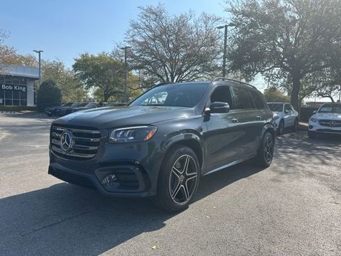 New 2026 Mercedes-Benz GLS 450 4MATIC image 2