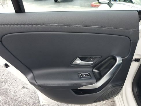 Used 2025 Mercedes-Benz CLA 250 image 19