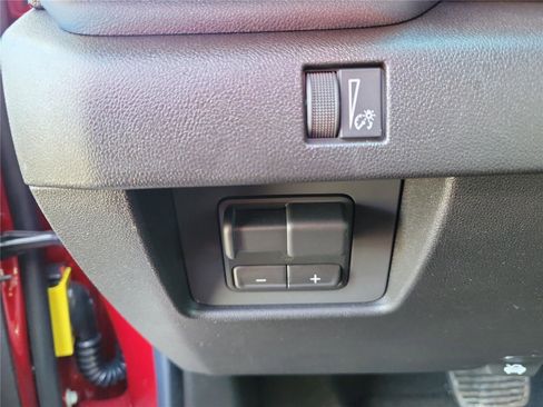 New 2026 GMC Canyon Denali image 21