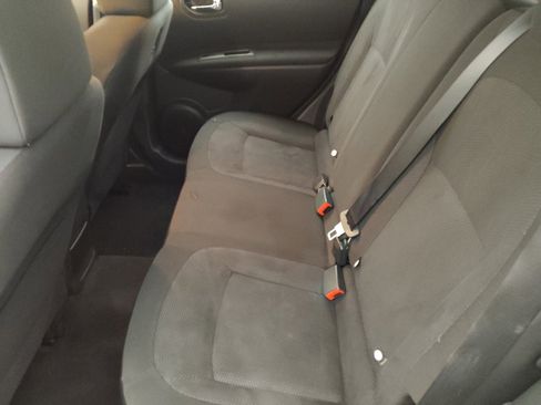 Used 2015 Nissan Rogue S FWD image 18