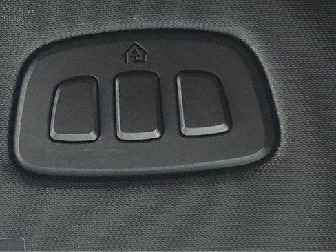 Used 2025 Ford Escape ST-Line Elite image 31