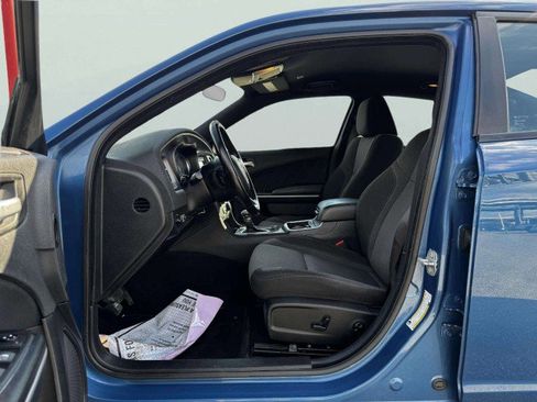 Used 2020 Dodge Charger SXT image 16