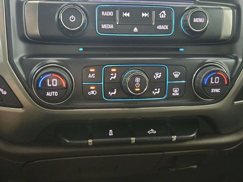 Used 2018 Chevrolet Silverado 1500 LTZ w/ Sport Package AWD/4WD image 28