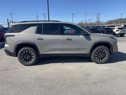New 2026 Chevrolet Traverse Z71 w/ Enhanced Driving Package AWD/4WD image 4