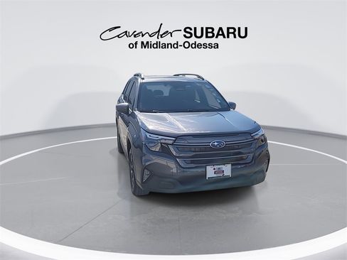 Used 2025 Subaru Forester Premium w/ Convenience Package #1 image 3