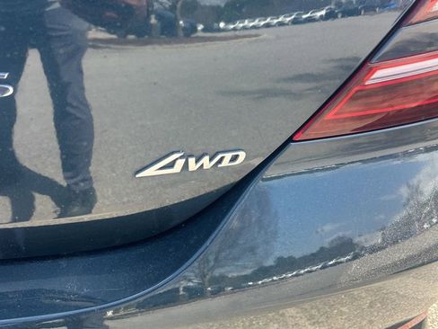 Used 2025 Genesis G70 2.5T image 4