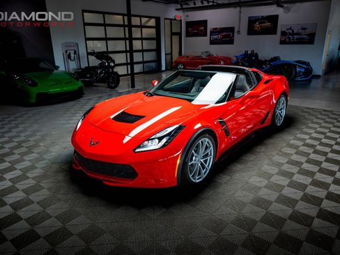 Used 2019 Chevrolet Corvette Grand Sport w/ Battery Protection Package RWD image 3