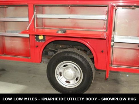 Used 2015 Ford F250 XL w/ Power Equipment Group image 28