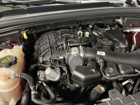 Used 2021 Jeep Grand Cherokee L Limited RWD image 30