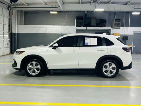 Used 2023 Honda HR-V LX image 14