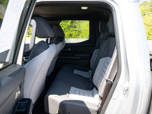 Used 2025 Toyota Tacoma TRD Sport AWD/4WD image 17