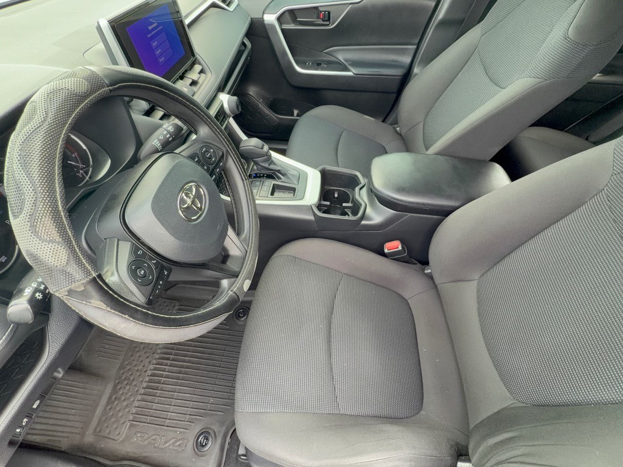 Certified 2023 Toyota RAV4 LE FWD image 5