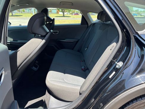 Used 2025 Kia K4 FWD image 24