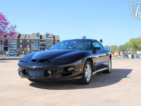 Used 1999 Pontiac Firebird Formula w/ Security Pkg RWD image 23