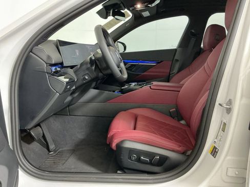 Certified 2024 BMW i5 eDrive40i w/ Premium Package image 23