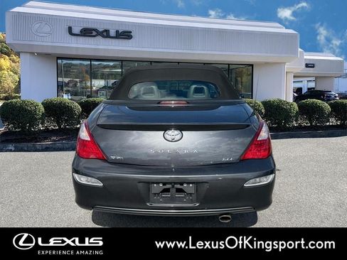 Used 2007 Toyota Solara SLE FWD image 4