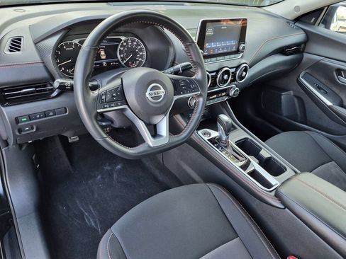Used 2022 Nissan Sentra SR w/ Midnight Edition FWD image 10