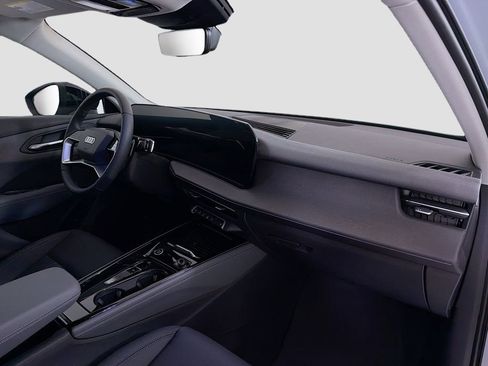 New 2026 Audi Q3 quattro 2.0T AWD/4WD image 32