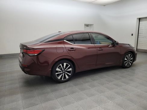 Used 2023 Nissan Sentra SV w/ SV Premium Package FWD image 10