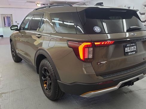 Used 2026 Ford Explorer Tremor w/ Tremor Convenience Package AWD/4WD image 4