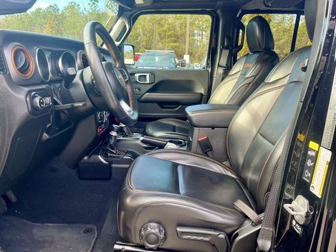 Used 2022 Jeep Gladiator Mojave w/ LED Lighting Group image 11